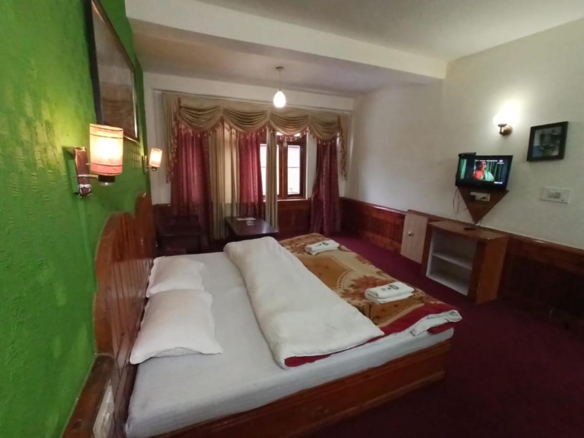 מנאלי Hotel Him View מראה חיצוני תמונה