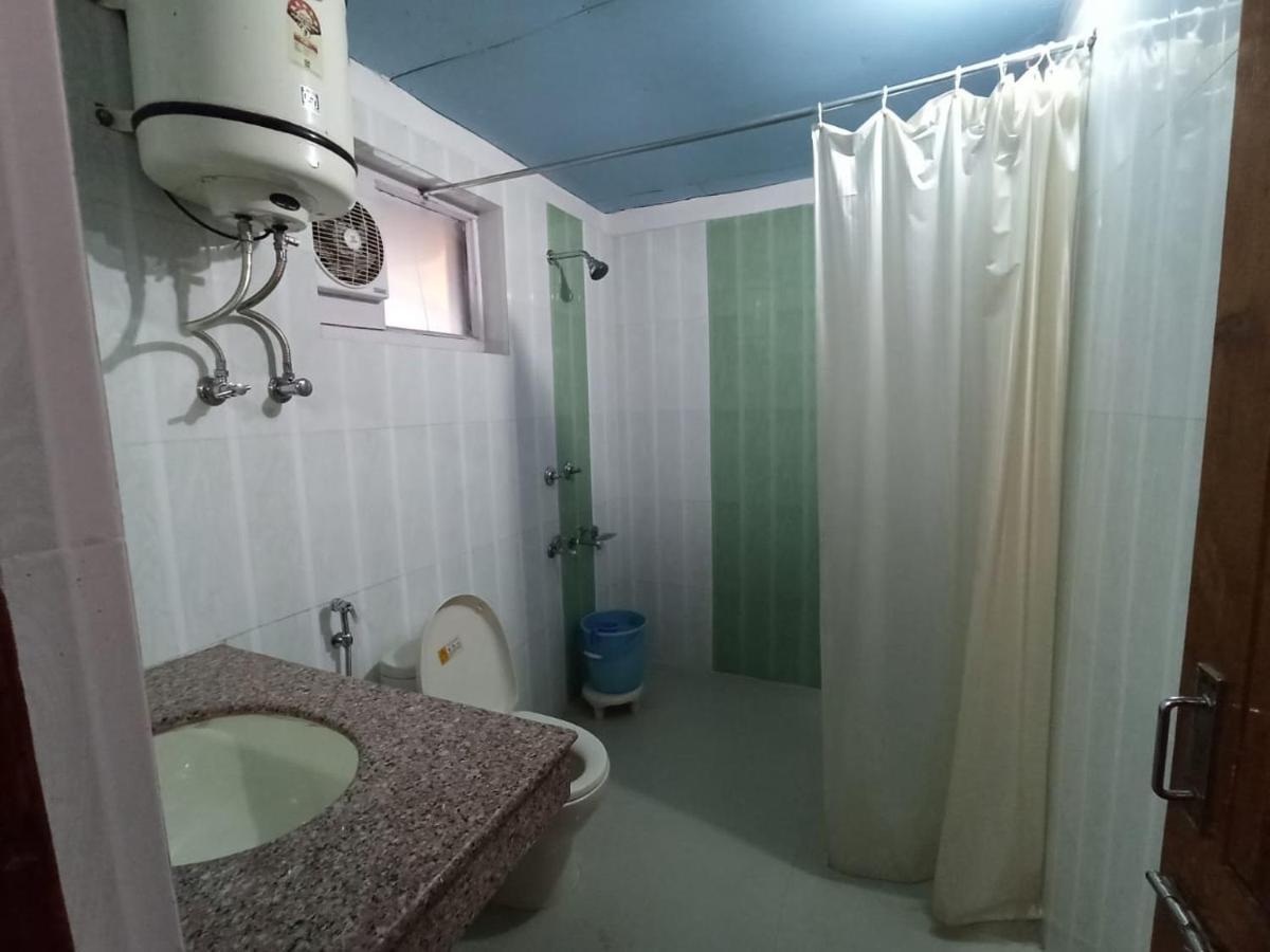 מנאלי Hotel Him View מראה חיצוני תמונה